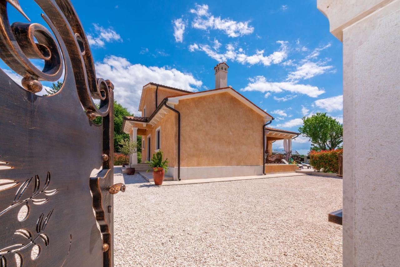 Villa Rotonda 弗尔萨尔 外观 照片